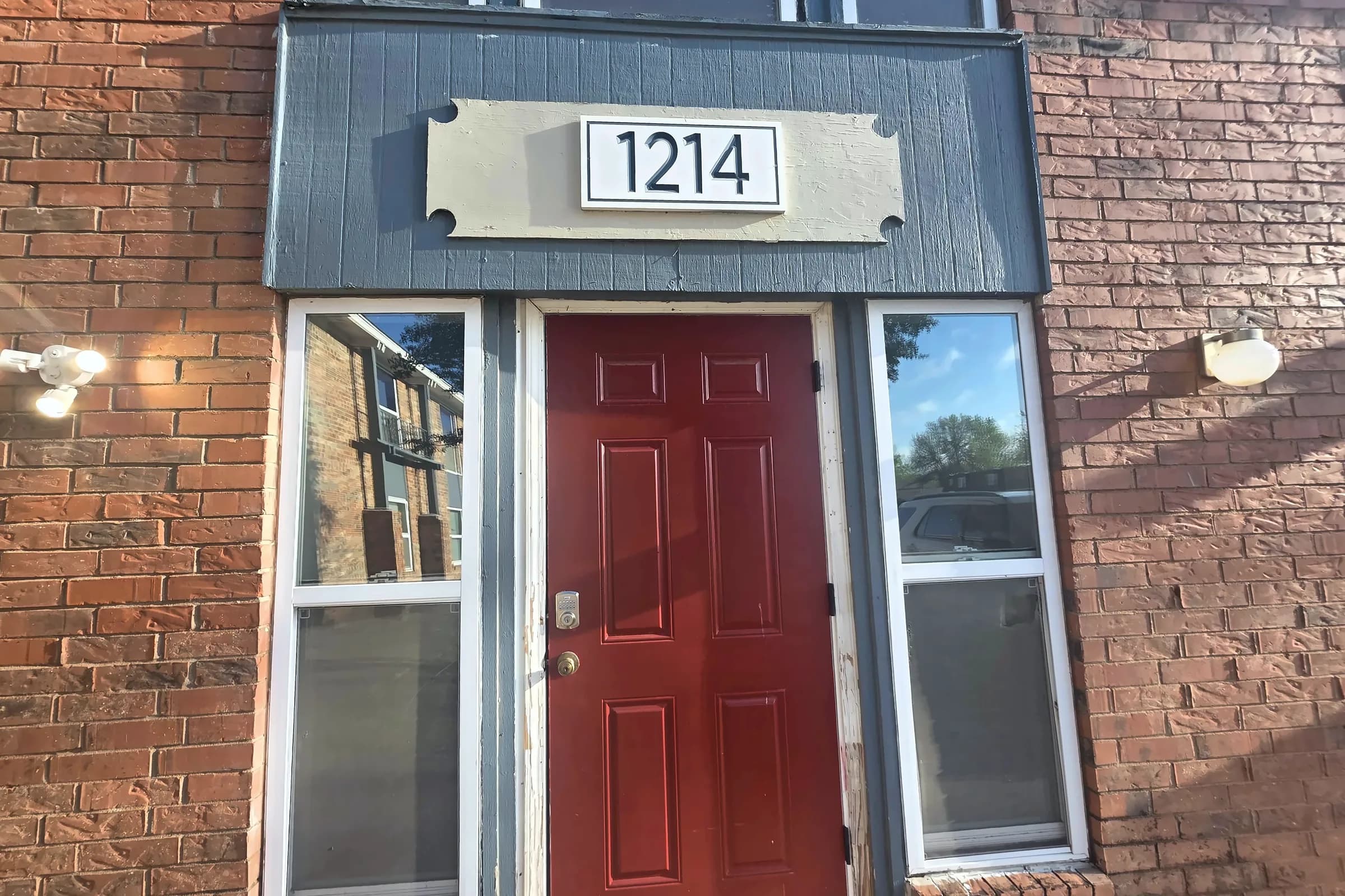 Representative photo of a one-bedroom home at Clarendon Apartments
